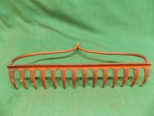 Testa di rastrello da giardino