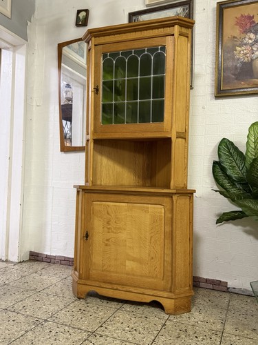 Vetrina mobile angolare