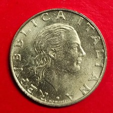 Italy 200 Lira M704 Coin in