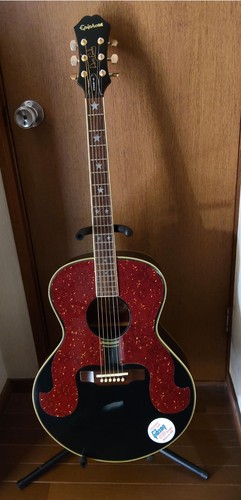 Rara chitarra acustica modello