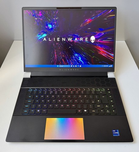 Alienware x16 13900hk 32 - i9,