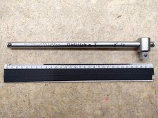 Maniglia a T Bussola Inserti