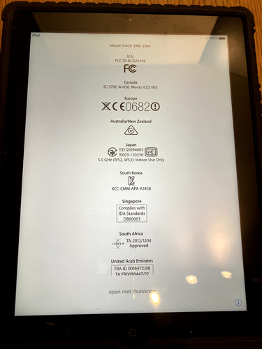 Apple ipad generazione 16 - 4a,
