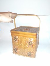 Cestino portaoggetti in vimini intrecciato con coperchio, E Ripiano cesto 