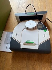 Robot aspirapolvere Vorwerk Folletto VR100 Spazzole usurate. base di ricarica