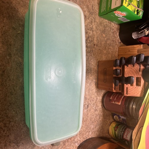 Tupperware vintage 784 bread - vintage,
