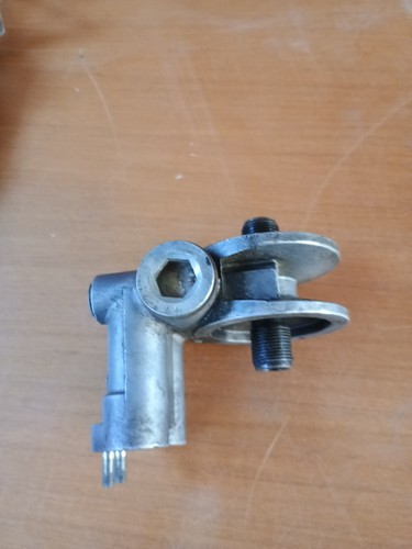 Supporto tubi radiatore olio - supporto,