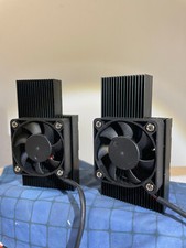 Dissipatore di calore in alluminio anodizzato nero con ventilatore 12V (2 Pezzi)