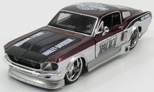 1/24 MAISTO - FORD USA -