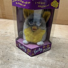 F1 - 1999 Furby Banana Peel