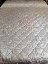 Trapunta in raso Valentino bianca  in ottime consizioni