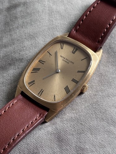 Patek philippe golden - patek, ellipse