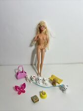 Bambola Barbie veterinaria