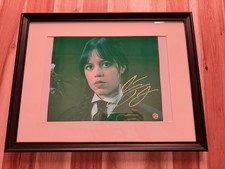 Autografo Jenna Ortega, con