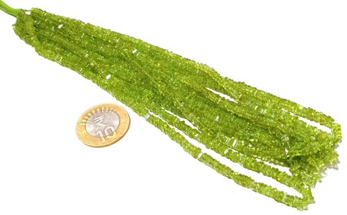 Perline quadrate peridoto