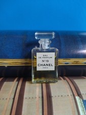 "CHANEL" "N 19", Eau de parfum (EDP), 4 ml, Miniatura vintage.