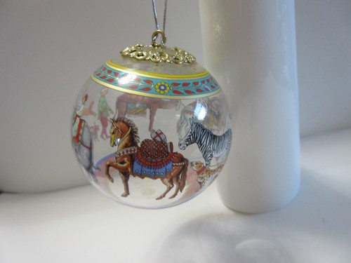 Versace rosenthal cortege - by,