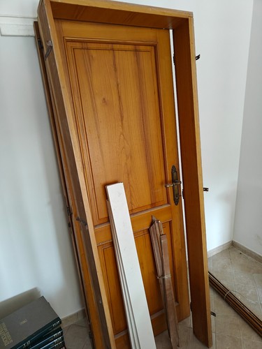Coppia porte legno - porte,