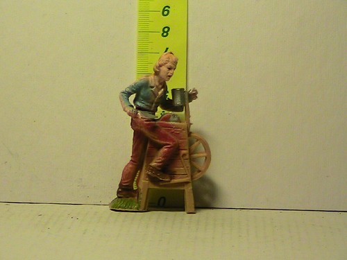 Statuina rara presepe in - rara,