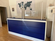 Bancone ufficio. Lunghezza 240cm, Altezza Bancone 120cm, Altezza Scrivania 70cm.