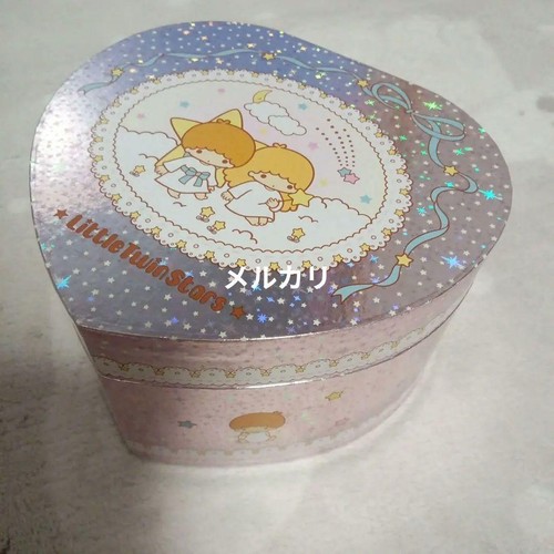 Little twin stars kiki - twin,
