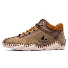 Scarpe casual alla moda fatte