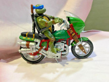 TARTARUGA NINJA TURTLES  con MOTO BIKE  GIOCHI PREZIOSI