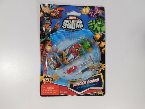 Marvel super hero squad - super,