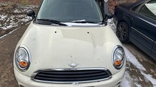 Mini One Clubman cofano 2011