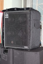 Cover imbottita personalizzata per cabina basso AMPEG SVT410 HLF