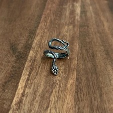 Anello Serpente Gotico Unico
