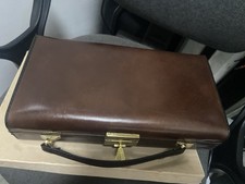 beauty case in pelle