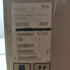 BOSCH REXROTH MSK071C-0450-NN-M1-UG0-NNNN Motore a Magneti Permanenti R911320698