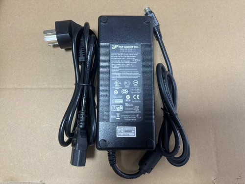 Alimentatore adattatore 4 - adattatore,