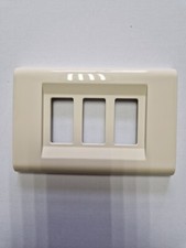 PLACCA 3P AVORIO NUOVA FEB