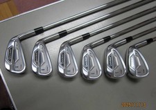 TaylorMade RSi2 Set di ferri 6 pezzi 5-PW TM7-215 albero in carbonio flessibile regolare