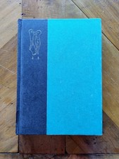 CLASSIFICATORE  CONTENENTE BELLISSIMI FRANCOBOLLI. LEGGI DESCRIZIONE SOTTO.