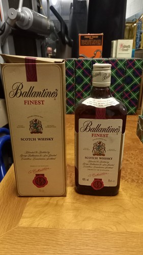 Ballantine finest scotch - finest,
