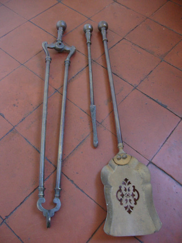 Antico set compagno caminetto