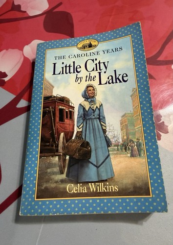 Little city the - lake, by