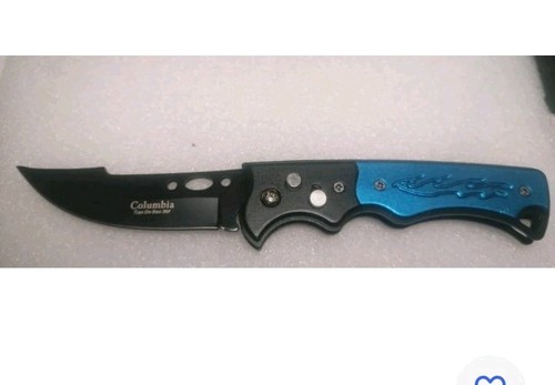 Coltello pieghevole militare