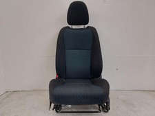 Sedile anteriore sinistro