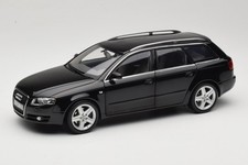 5010404225 Audi A4 B8 Avant 3.2 quattro Black Minichamps 1:18