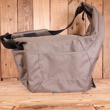 Borsa a tracolla Lowepro Passport Sling usata - Mica