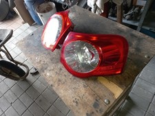 coppia fari posteriori per