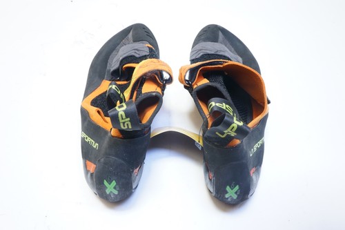 Nuove scarpe sportiva - nuove,