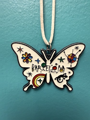 Collana con ciondolo farfalla