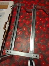 Sostegno per wc e bidet sospesi Divina "2 viti e coperture in plastica mancanti"