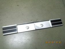 COPPIA MODANATURE PORTA TARGA POSTERIORE OPEL COMMODORE B - GSE - ORIGINALE