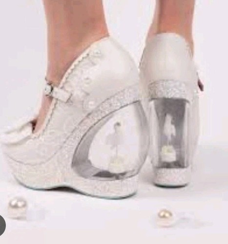 Music box irregular choice i - irregular, "i